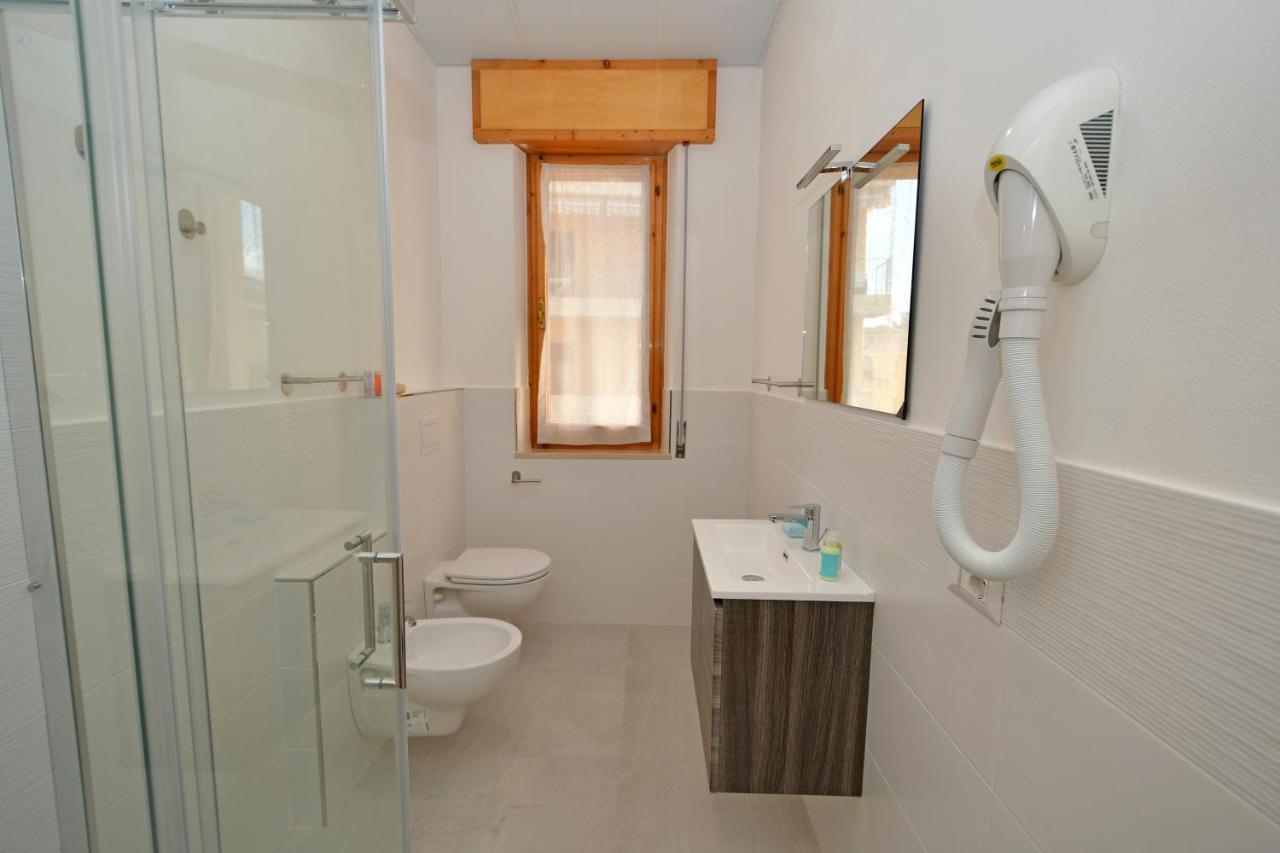 B&B Linae - Residence Алба Адриатика Екстериор снимка