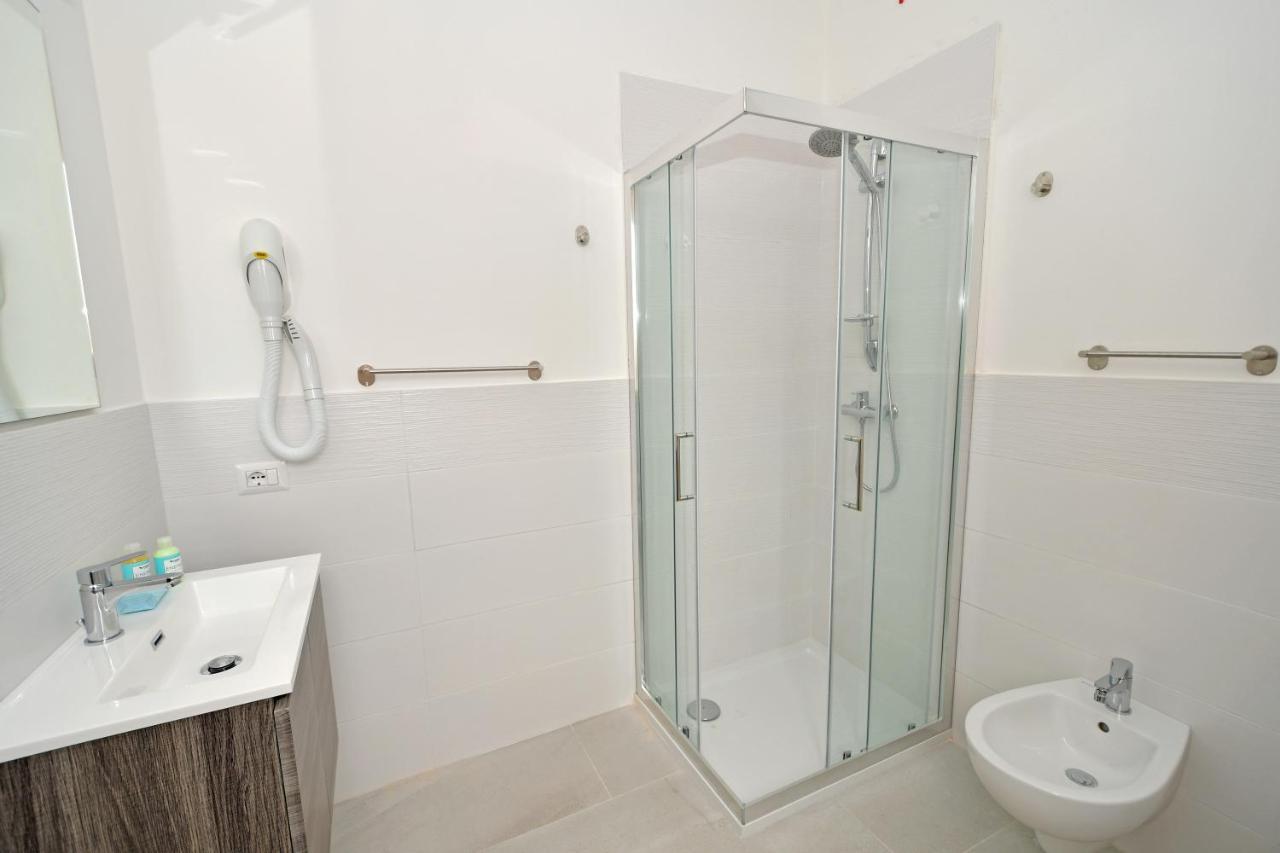 B&B Linae - Residence Алба Адриатика Екстериор снимка