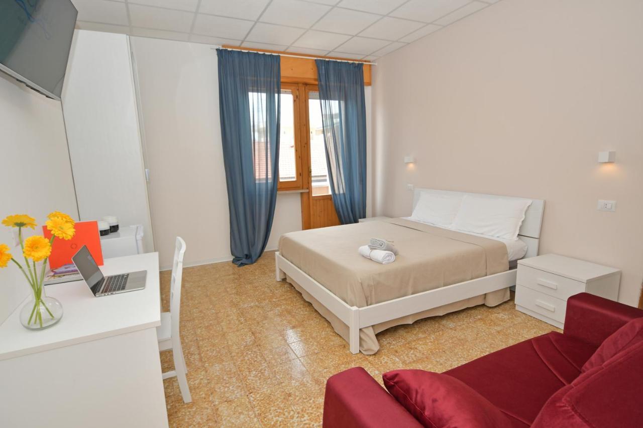 B&B Linae - Residence Алба Адриатика Екстериор снимка